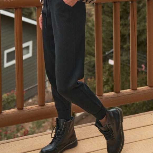 BLACK COMFY JOGGERS - Picture 7 of 9